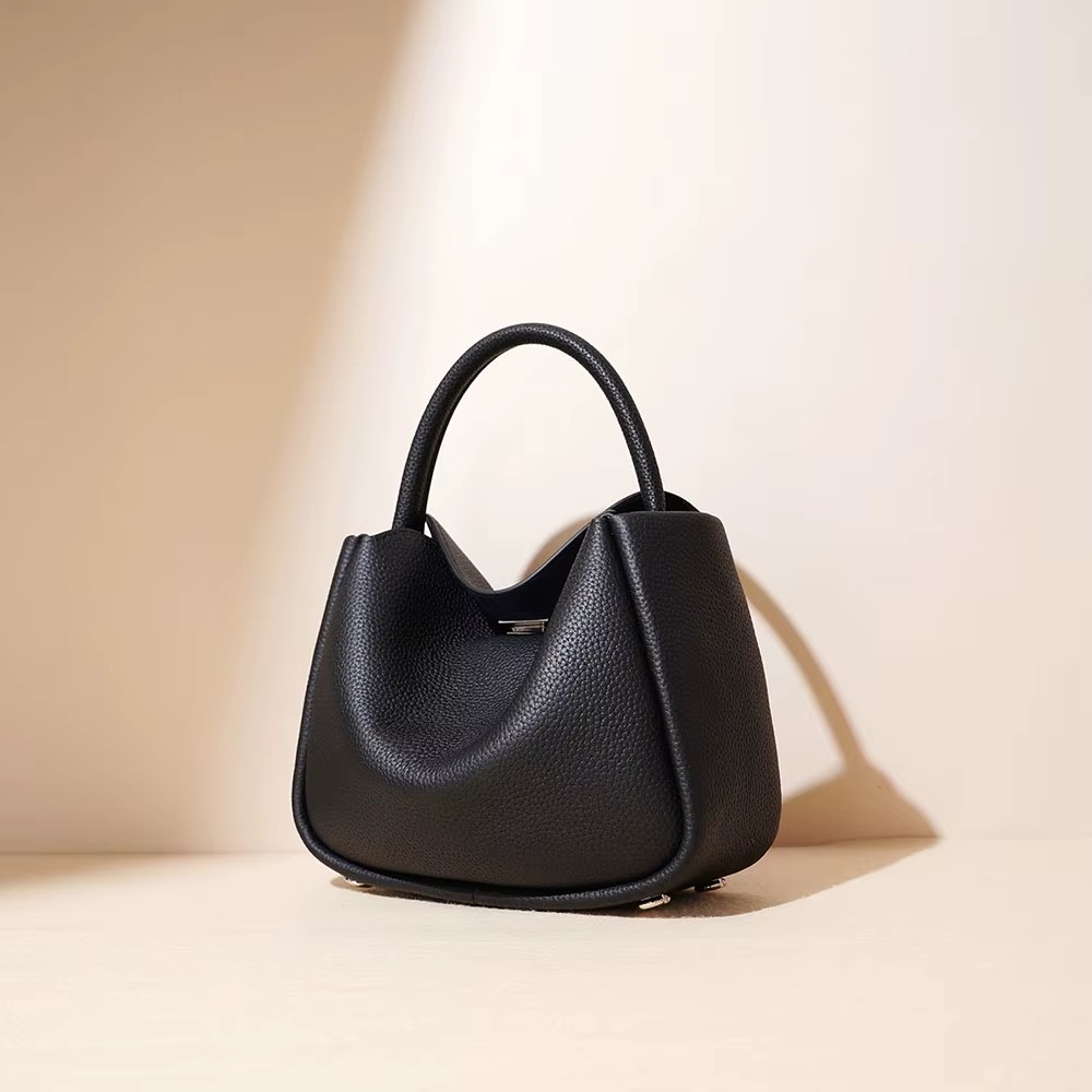 The Aura Tote